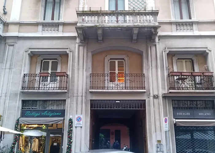 Stanza privata con bagno nel centro di Milano